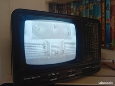 صغير tv أسود et أبيض 1986 cathodique crt (fontionnel voir تصوير)