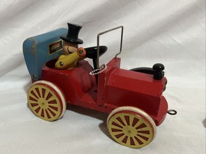 VINTAGE BRIO TOYS WOODEN PULL ALONG TOY CAR - GRANDPA'S CAR Missing Side Rail