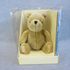GUND Winnie the Pooh Plushy  Book Some Bees Book