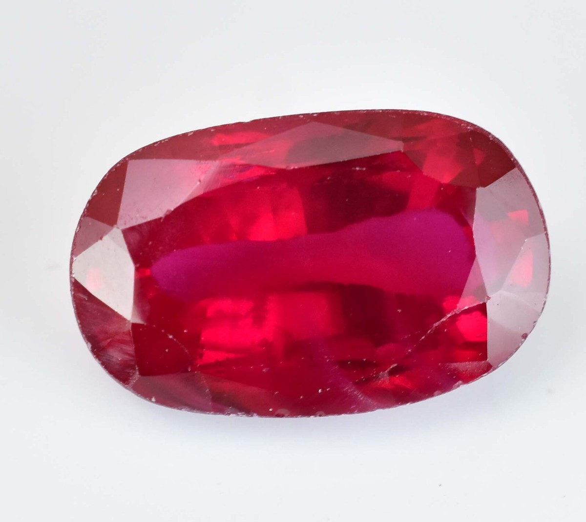 Natural Mozambique Red Ruby 16.25 CT Certified STUNNING Oval Cut