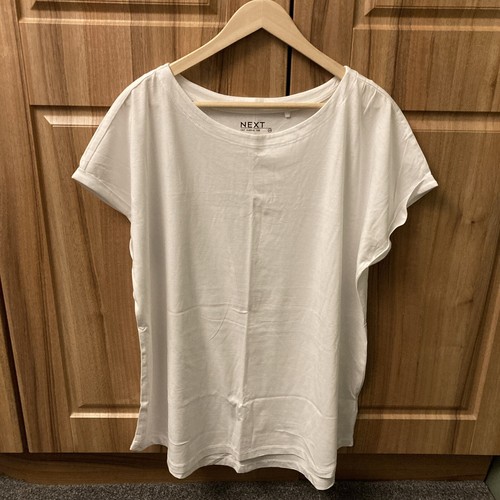 BNWOT New Next Women’s Longline Cap Sleeve White T Shirt Size 20
