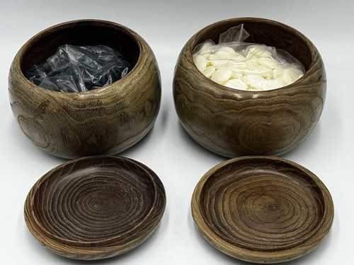 Japanese Go Stone Goishi Game Piece Set Clam Shell Tone Wood Bowls