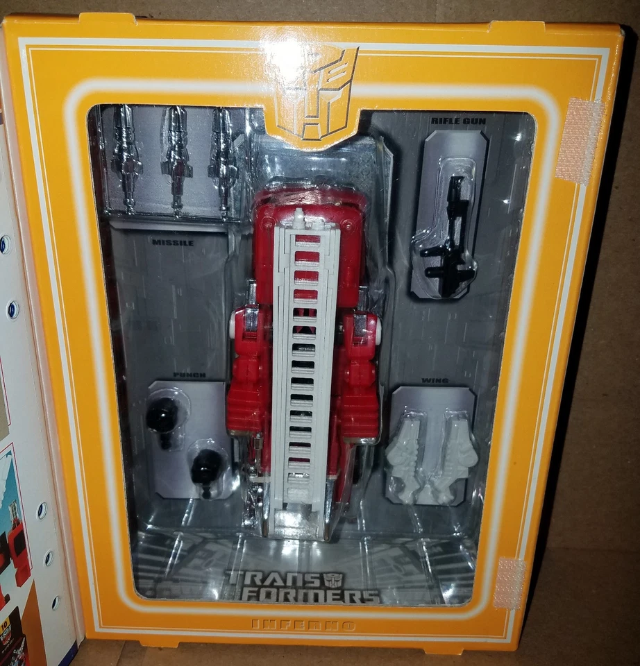 2003 Takara Japan TRANSFORMERS Collection #8 G1 Reissue Autobot INFERNO NEW MISB - Image 2 of 4