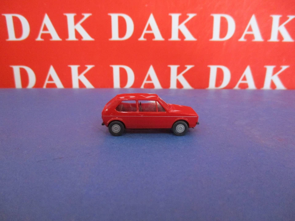 1/87 Modellino Auto Volkswagen Golf I Serie Rossa 1974 by Brekina - Immagine 4 di 4