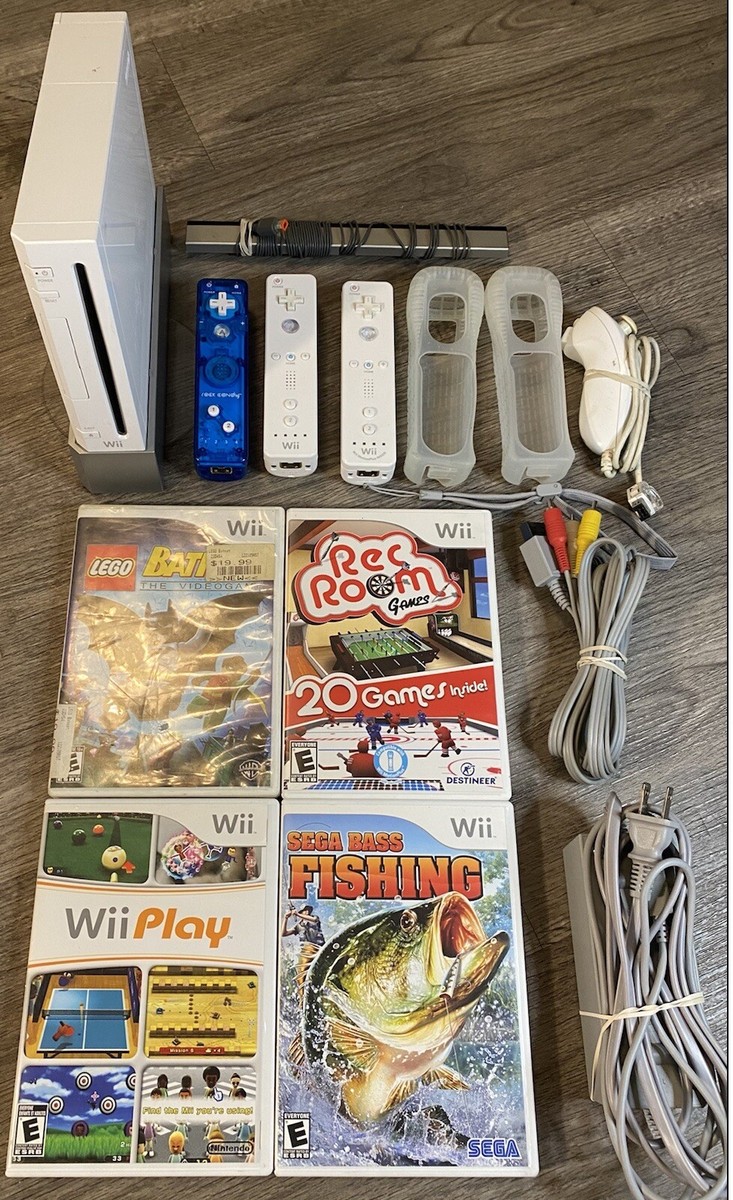 Nintendo Wii ホワイト ゲームと周辺機器 Nintendo Wii With Games and Accessories | eBay