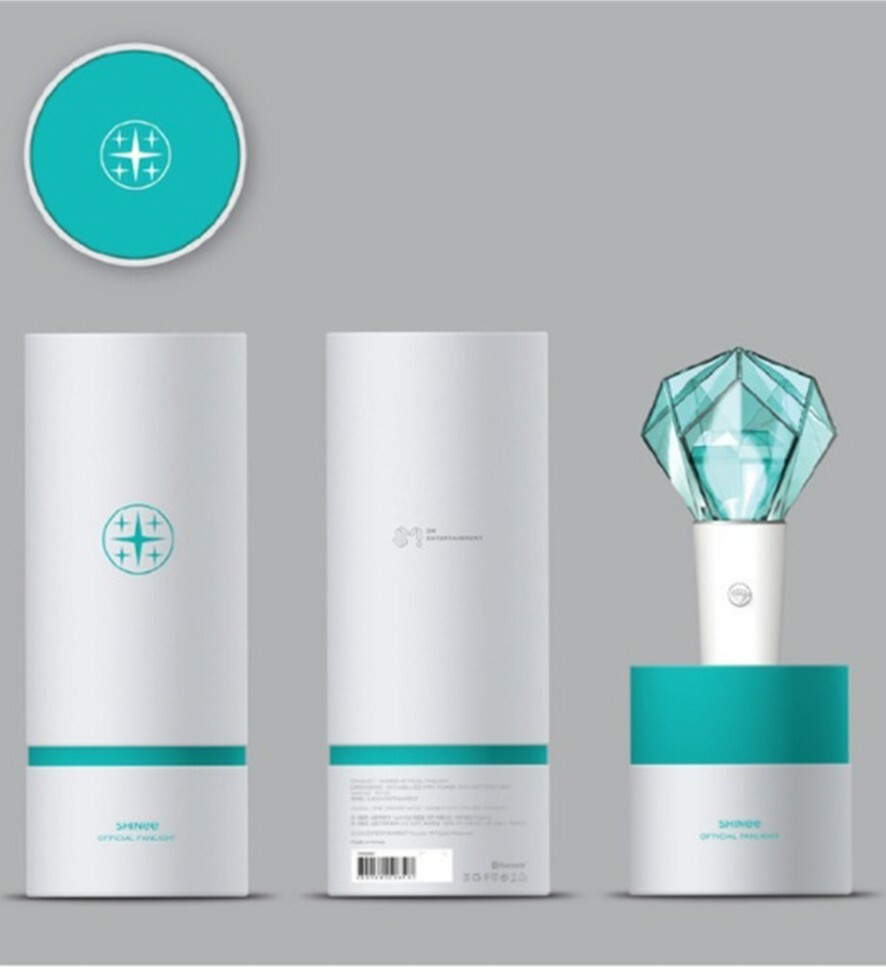 SHINee 限定特典FANLIGHT DISPLAY & 生写真など 105点 SHINee JAPAN OFFICIAL FANLIGHT ペンライトの通販 by banana,s