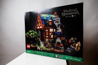 LEGO Ideas 21325 Medieval Blacksmith Mittelalterliche Schmiede OVP NEU