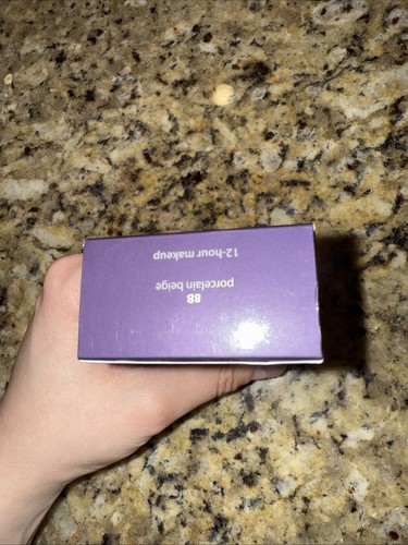 Tarte Amazonian Clay 12 HOUR Full Coverage Foundation 8B PORCELAIN BEIGE 1.7 OZ - Picture 5 of 8