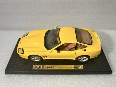 Maisto Special Edition 1/18-Scale Ferrari 550 Maranello, Yellow, With Stand