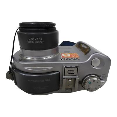 Sony Mavica MVC CD300 3.3MP Digital Camera 6x Digital Zoom 8cm CD