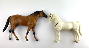 Hartland / Breyer Plastic Horses - SCUFFS / MARKS - BODY Lot (2 horses)