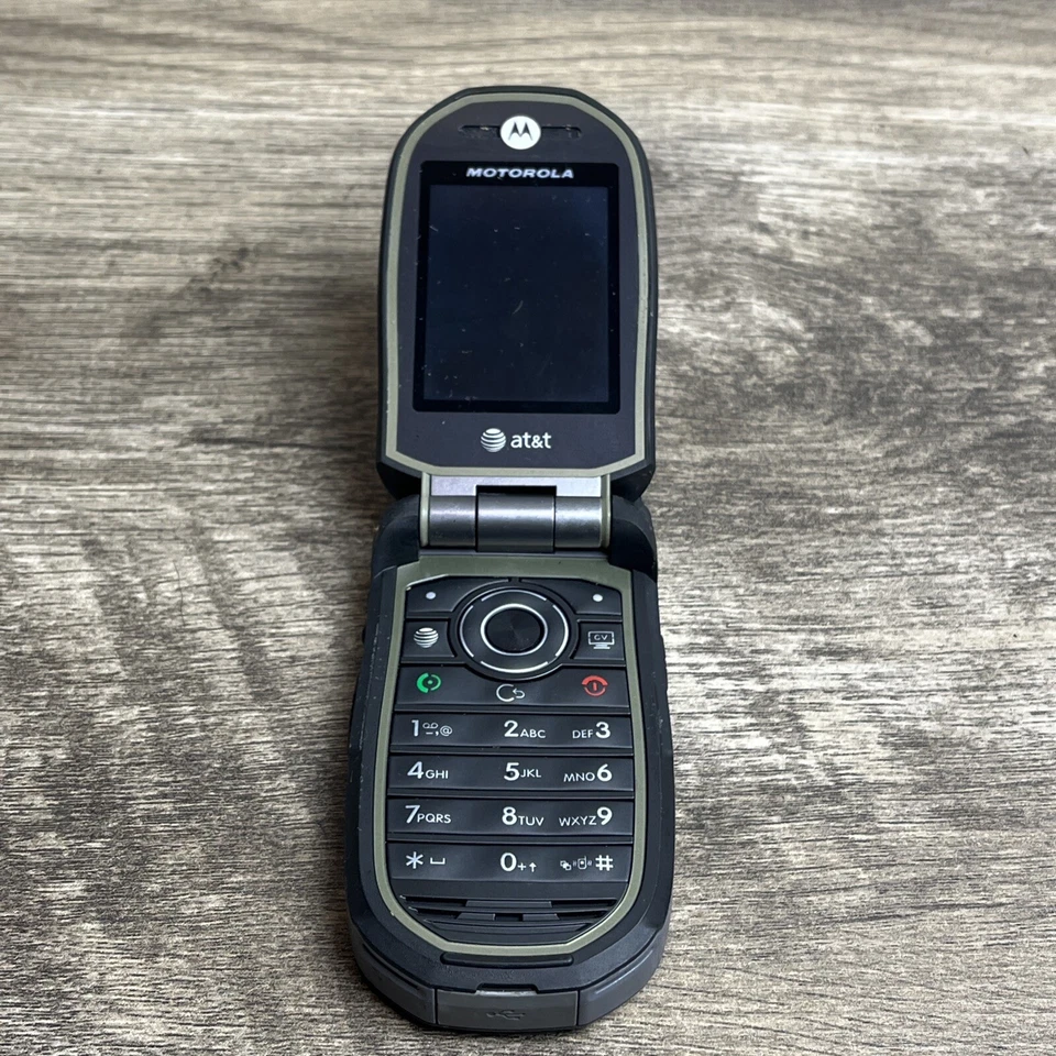 BROKEN FOR PARTS AT&T MOTOROLA TUNDRA VA76R ⚠️SEE PHOTOS⚠️ - Image 3 of 4