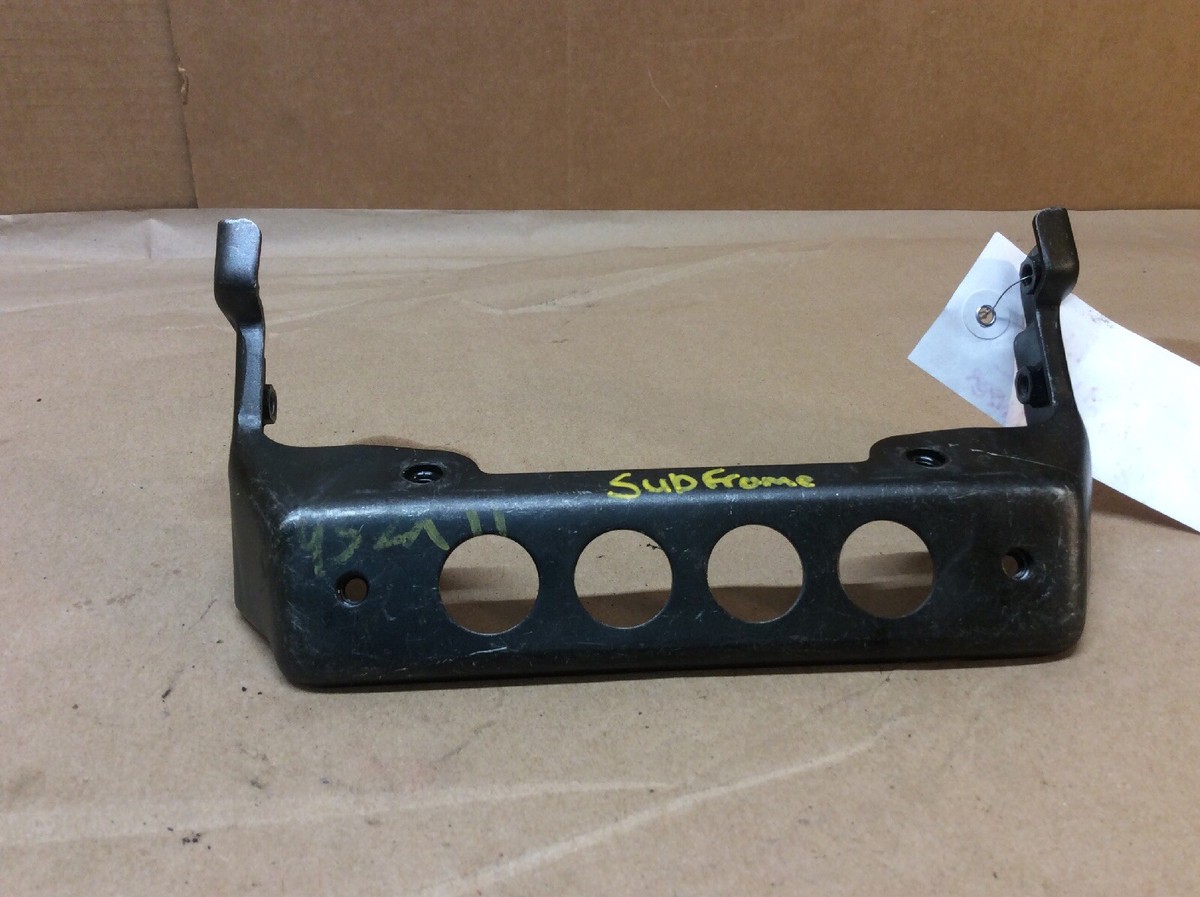 圖1 1993 KAWASAKI ZX11R ZX1100R OEM LEFT TAIL GRIP BRACKET 11047