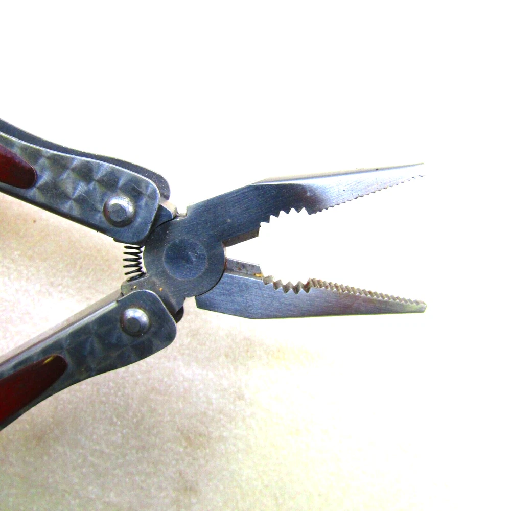 Multi-tool by Sheffield