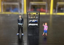 1:64 Painted Figure Model Miniature Resin Sand Toy Trophy display rack Cabinet