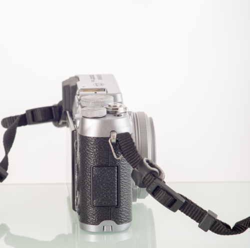 N Mint w/ Box Fujifilm FinePix X Series X100 Silver Camera + EF-42 + lens hood - Picture 7 of 16