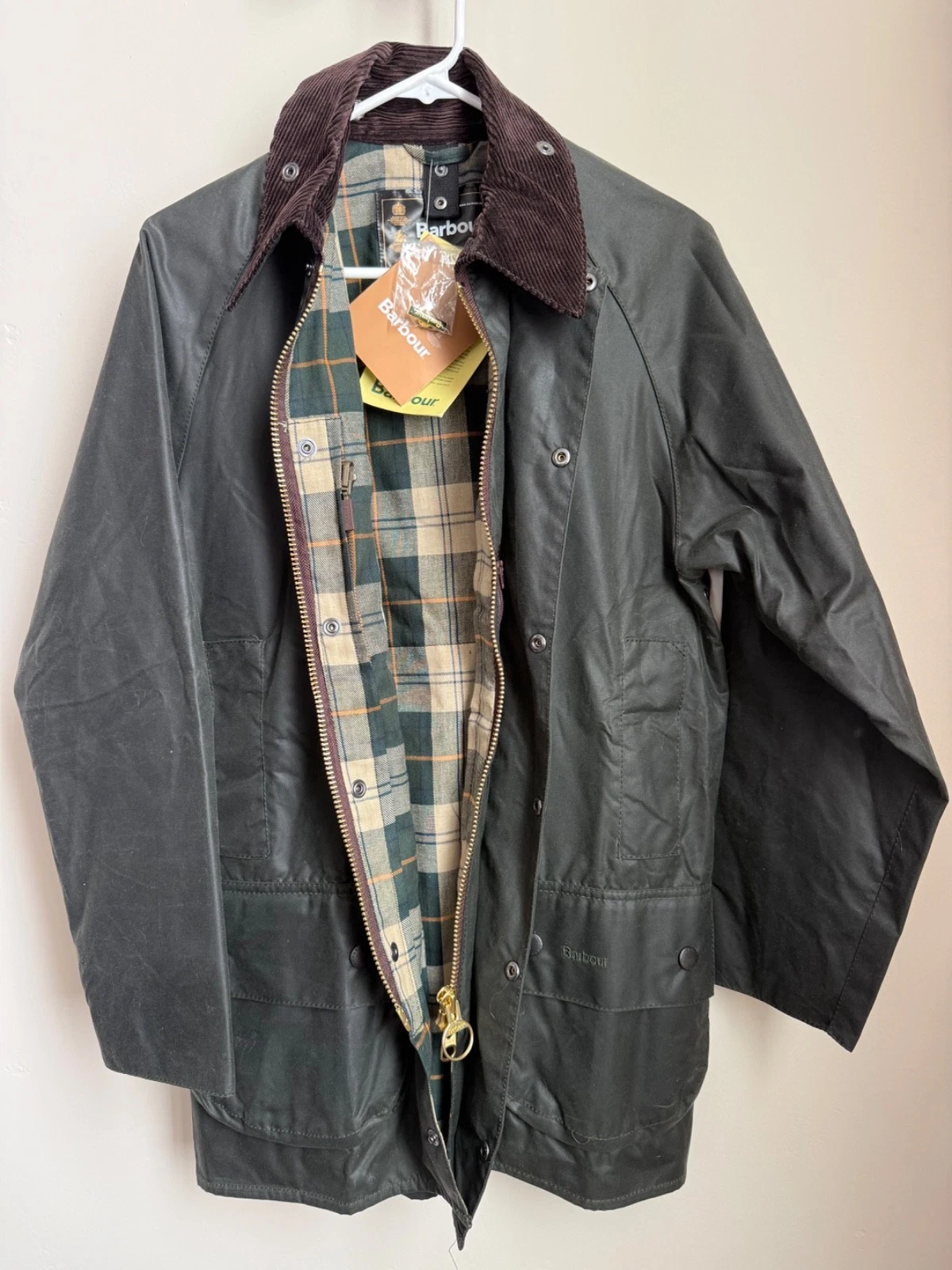 Men's Barbour Beaufort Waxed Jacket - Size 38 - Sage Green -NEVER WORN with tags - product detail image 3