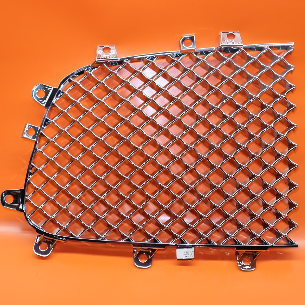 BENTLEY FLYING SPUR GT GTC GRILLE LEFT DRIVER 2009 2010 2011 3W0853683B OEM