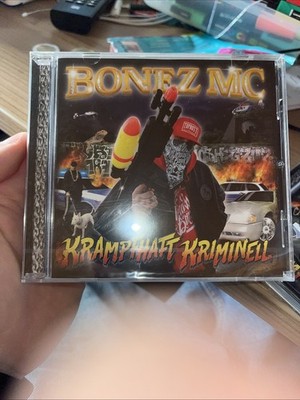 Bonez MC   Krampfhaft Kriminell feat. AchtVier, Sa4, Maxwell,  Capuz, Waddah