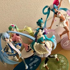 Hatsune Miku Prize Figure Lot Collectible Anime Toys Fully Functional Japan