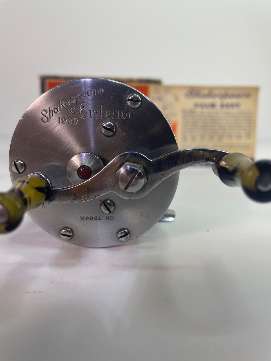 Vintage Shakespeare 1960 Criterion Deluxe Level Winding Reel Model