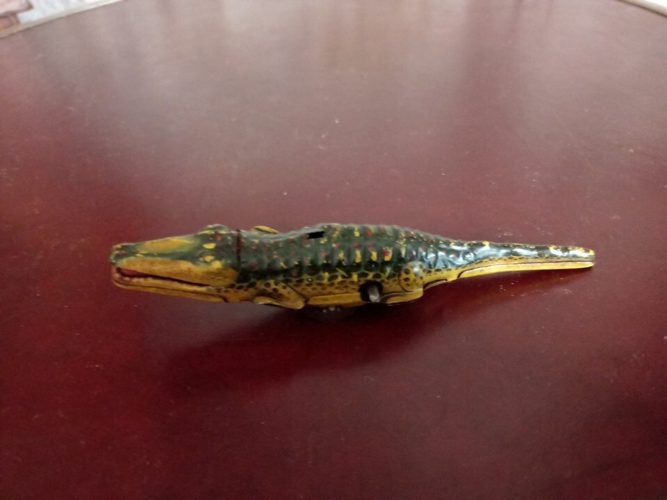 Vieux Jouet En Tôle Mécanique : Crocodile Vintage Super Sympa