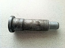 2004-2008 BMW 750i 750Li E65 E66   CROSS MEMBER SUPPORT BOLT