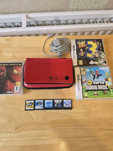Nintendo DSI XL Super Mario Bros 25th Anniversary Edition Rot mit 8 Spielen