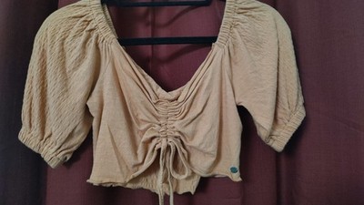 roxy off the shoulder crop top peach/coral