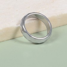 w78655 22mm Faceted Metallic Silver Coated Hematite round ring pendant bead