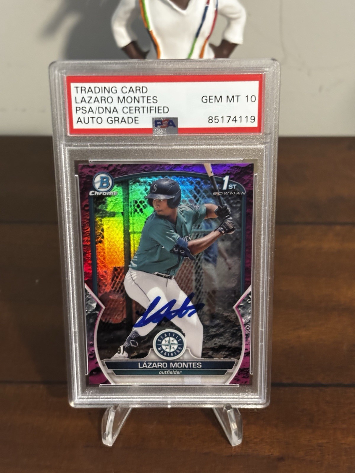 2023 Lazaro Montes 1st Bowman Chrome Purple /199 IP Auto PSA 10 Mariners Rookie