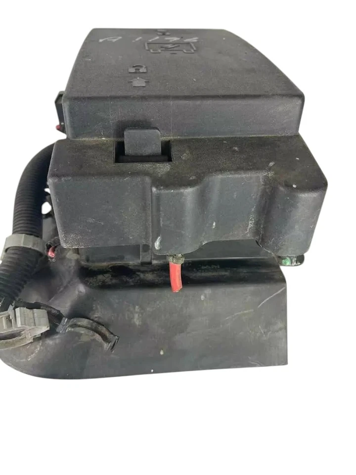 Engine Fuse Box for Chevrolet Trailblazer 2002-2003,GMC Envoy,Oldsmobile Bravada Foto 2 de 4