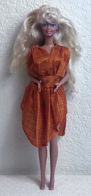 Vintage Mattel 1991 Rollerblade Barbie Doll w/ Beautiful Orange Dress