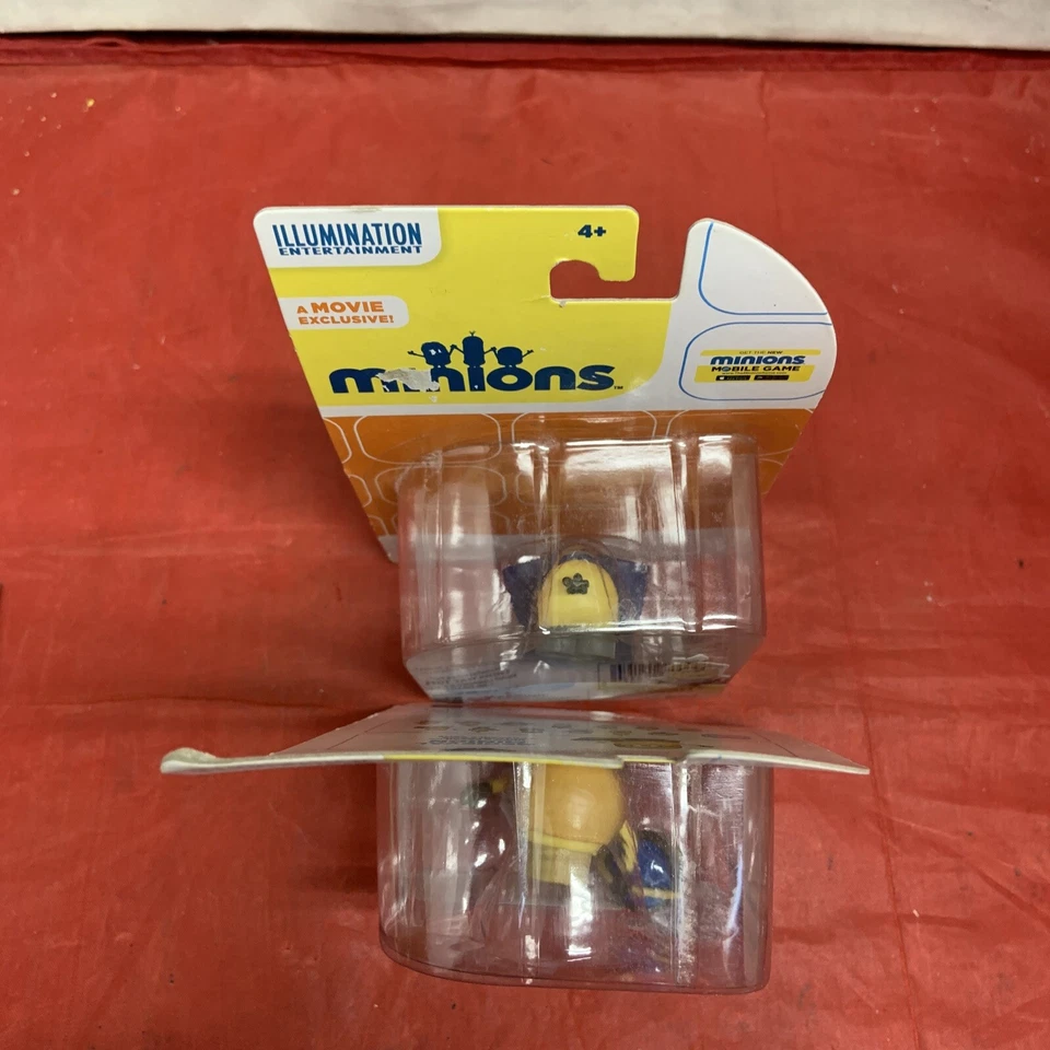 2 Minions JUGUETE DE ACCIÓN POSABLE GONE BATTY MINION MEDIEVAL MINION SELLADO Foto 4 de 4