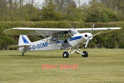 FOTO PIPER PA18-150 SUPER CUB G-OOMF C/N 18-8560 GEBAUT 1968 AUF DEM FLUG GESEHEN