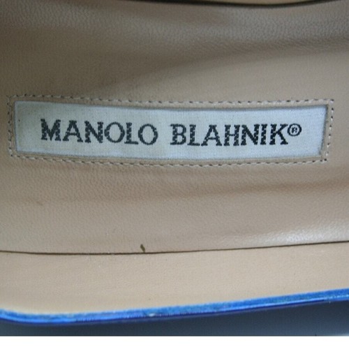 Manolo Blahnik Navy Patent Leather Heels Bow Cutout Size 9.5 (39.5) Designer - Picture 5 of 9