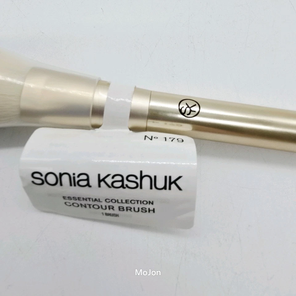 Cepillo de contorno Sonia Kashuk Essential Collection #179 Foto 2 de 4