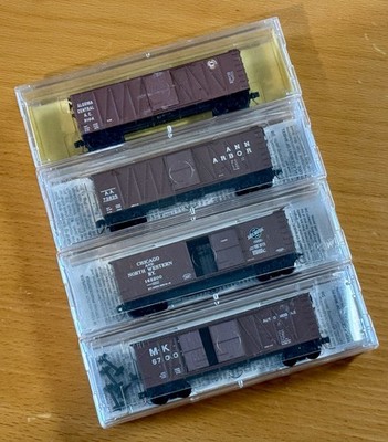 Micro-Trains Line (USA) 4 x 40' Holzkastenwagen AC, AA, CNW, MKT, neuwertig, Spur N