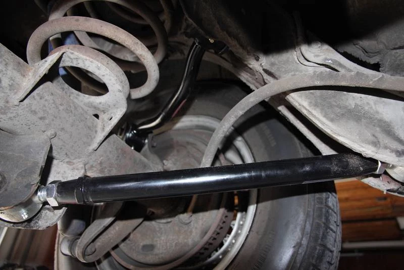 Braços de controle inferiores traseiros ajustáveis | 1972-1976 Ford Torino & Ranchero - Imagem 3 de 4