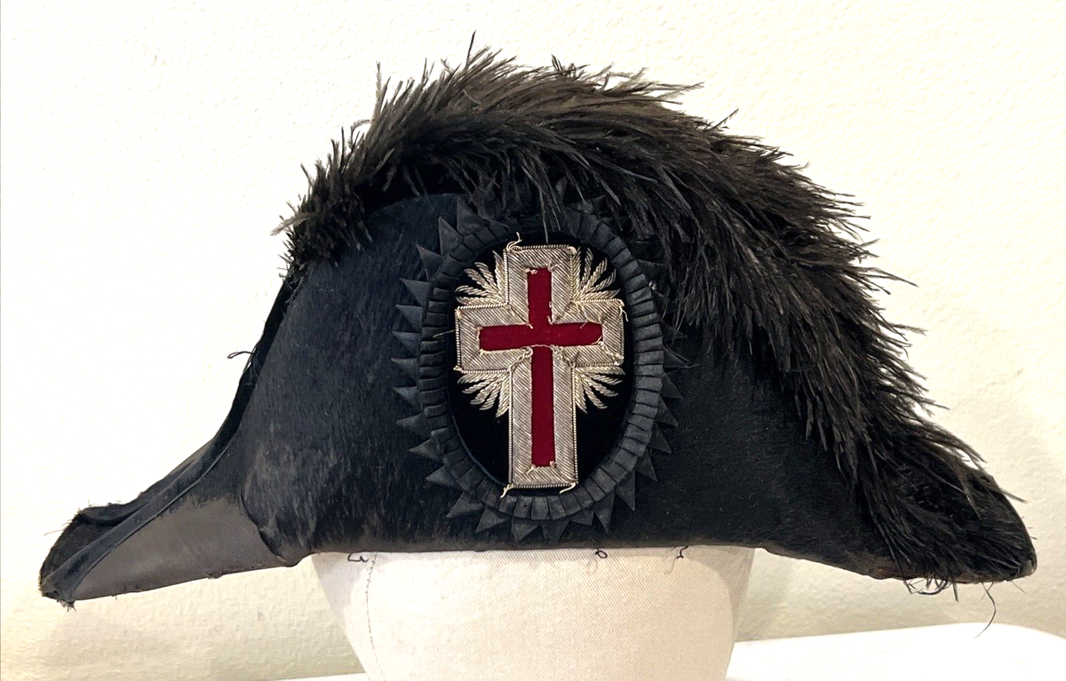 vintage antique Masonic Knights Templar bicorn hat chapeau ostrich free mason Vintage Antique Masonic Knights Templar Ostrich Feather  main image 3