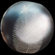 CARVED WOODEN ARTISAN VASE LEAF ETCHED DESIGN FREE SHIPPING USA PRE-OWNED
