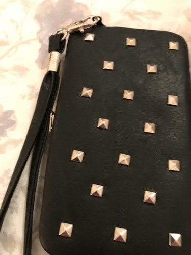 Wrist Ladies Iphone Cluch - Picture 3 of 4