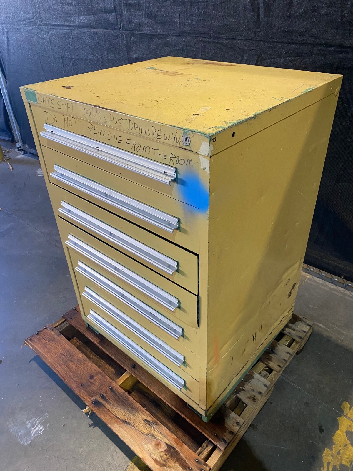 Stanley Vidmar 7 Drawer Ind Tool Storage W30" H44.25" D