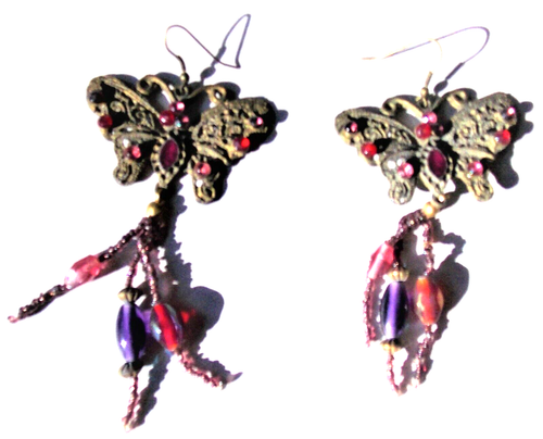 BOUCLES D'OREILLES FANTAISIE FABRICATION ARTISANALE PAPILLONS*** - Picture 2 of 2