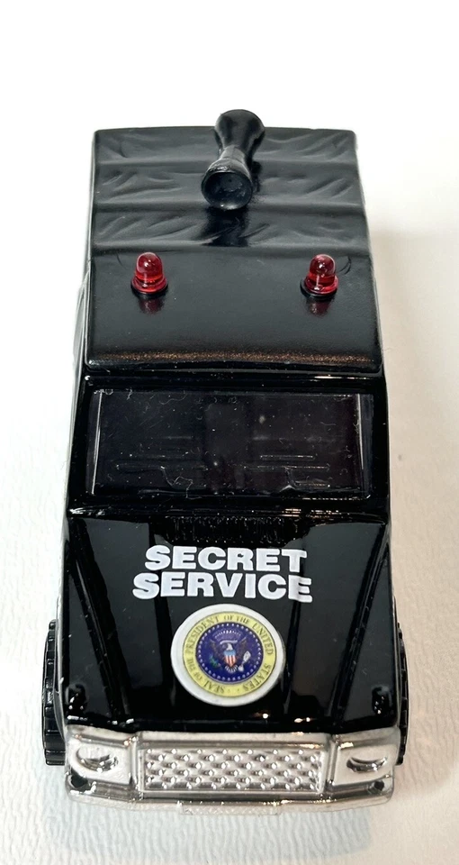 Carro caminhão SUV polícia serviço secreto militar preto colorido 1:57 - Imagem 4 de 4