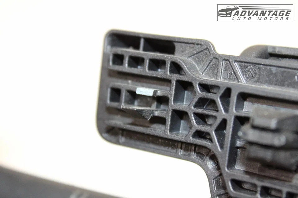 2010-2016 MERCEDES-BENZ E350 ЗАДНИЙ ПРАВЫЙ БОКОВОЙ ХЕДЛАЙНЕР ЗАХВАТ РУЧКИ ЧЕРНЫЙ OEM - Изображение 4 из 4