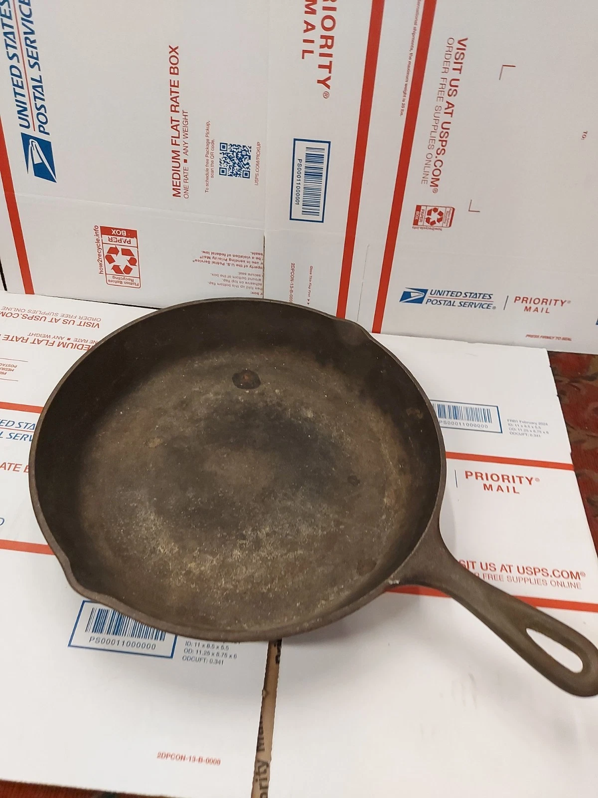 Vintage Cast Iron Skillet – Marked “8 SK Made in USA D