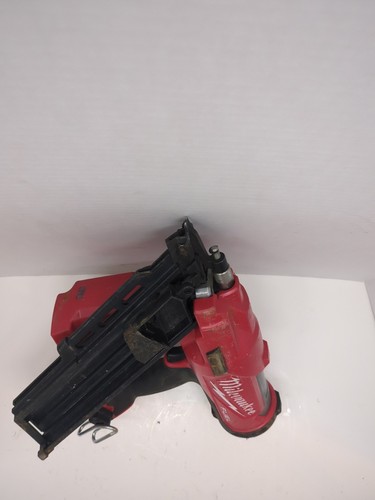 Milwaukee 2745-20 M18 FUEL 30 Degree Framing Nailer - Picture 12 of 12