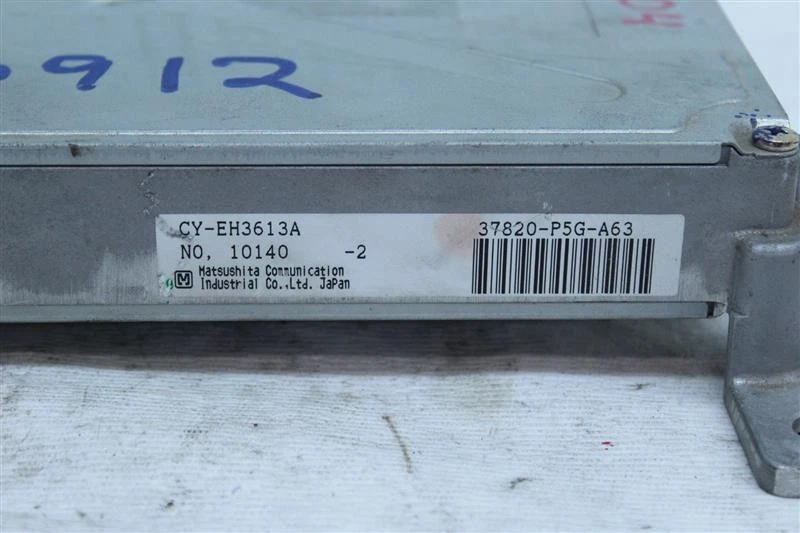 ECU ECM Acura TL 1996 96 1997 97 3,2 L 37820P5GA63 1121804 Foto 2 de 4