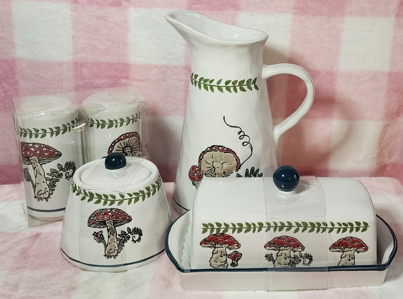 Spectrum Designz Cottagecore Mushroom Ceramic 7pc Serving Set- BNWT